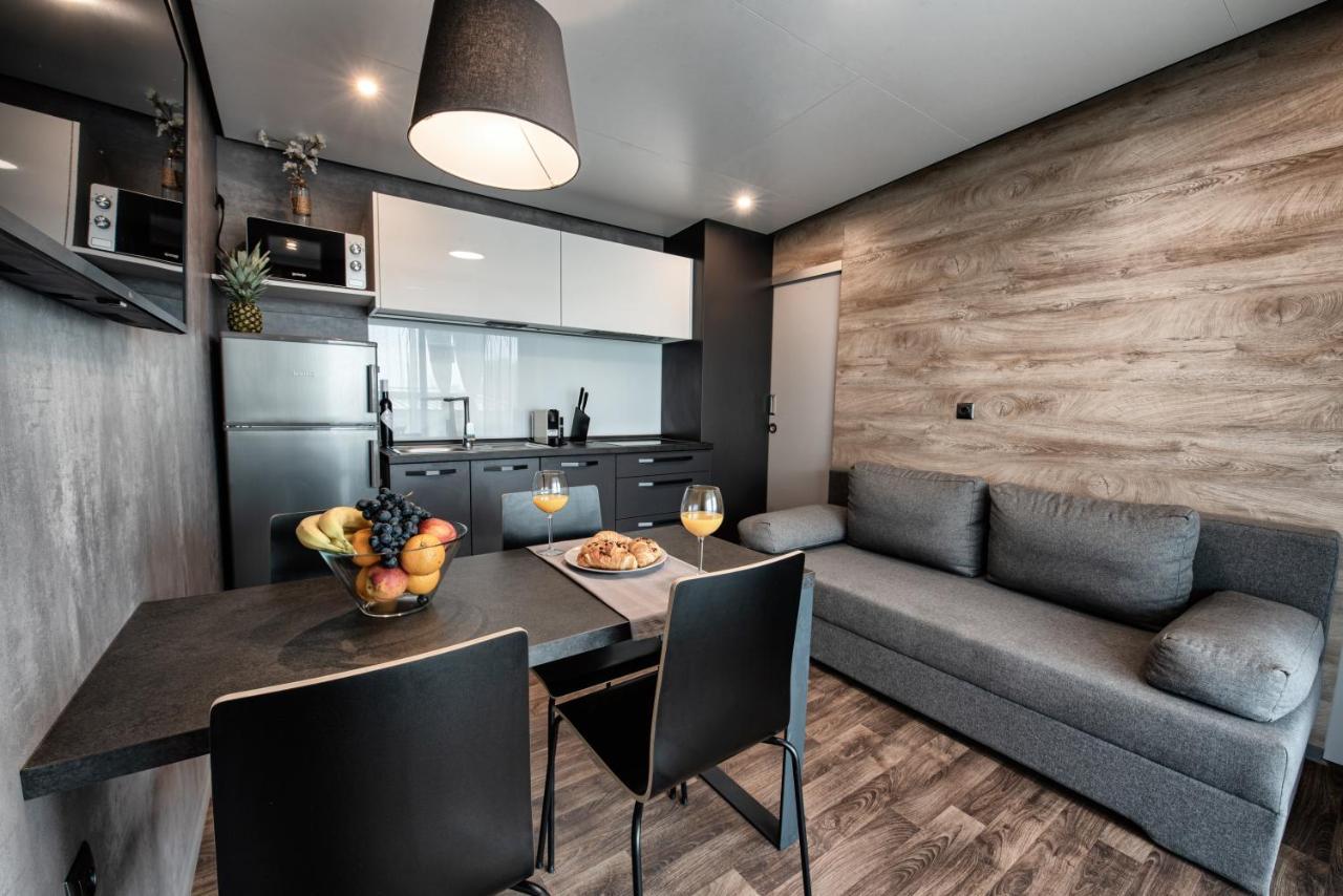 Adrialux Camping Mobile Homes Selce Dış mekan fotoğraf